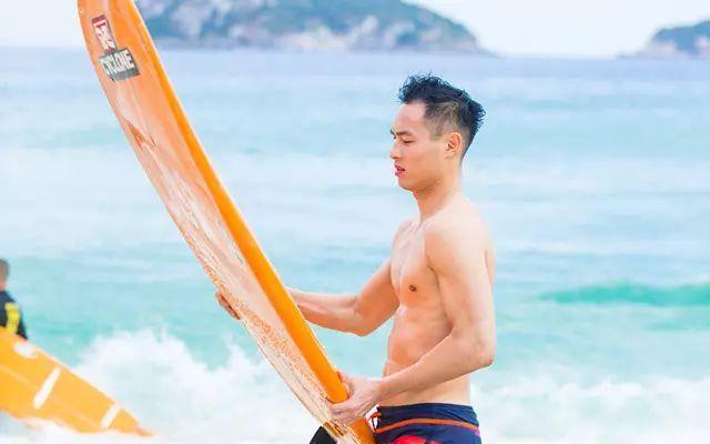说说看你遇过让你惊叹为尤物的人类吗？游戏画面