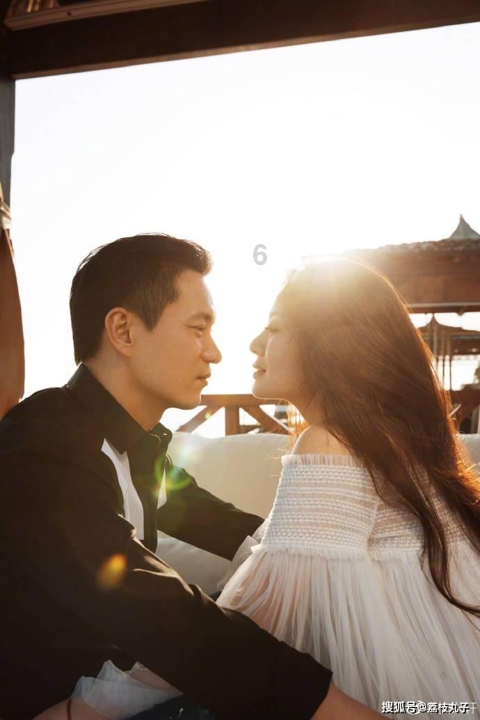 苹果Vision Pro头显在美正式开启预购！约售2.5万元