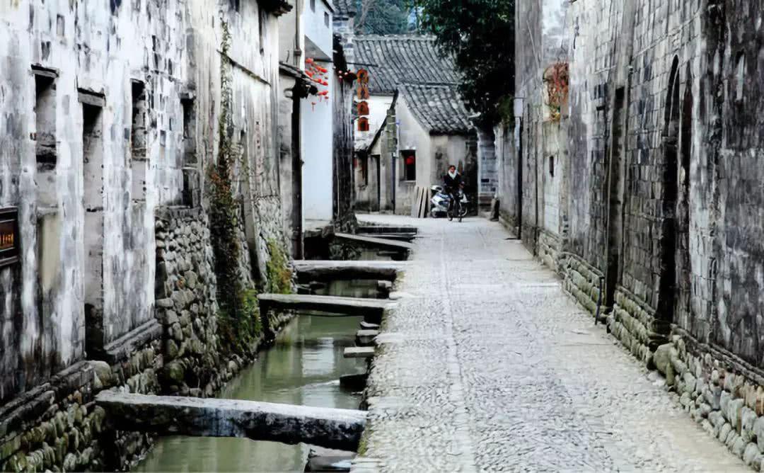 非人学园