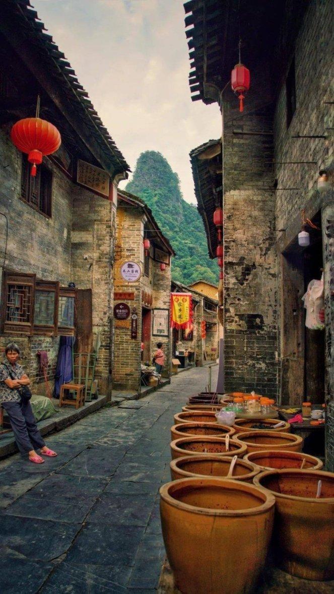 拥堵的停车场