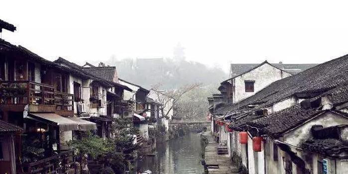 逃离酒品加工厂